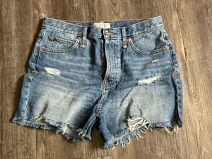 We the Free by Free People Makai Distressed Denim Cutoff Short Summer Women's 28 - Picture 1 of 8