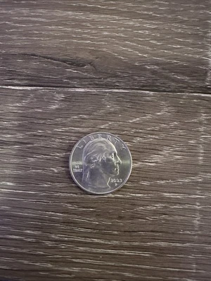 错误 - 2023 年 P 版 - Jovita Idar 25 美分错误硬币完好“我们信任 COD”罕见 D S — 第 1/2 张图片