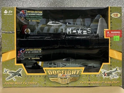 Ultimate Soldier WW2 Dogfight 1:32 Focke-Wulf Fw-190D-9 VS. P-47D Thunderbolt - Image 1 of 4