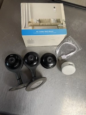 Nest indoor camera lock accessories for parts only - Image 1 of 4