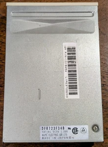 IBM 1.44MB 3.5in Bezeless 75H9549 Floopy Drive 75H9550 34Pin Floppy Drive - Picture 1 of 1