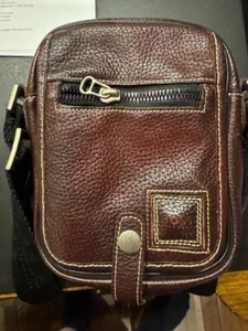 FINE CELLULAR PHONE CARRYING CASE WITH MULTIPLE POCKETS - Photo 1 sur 7