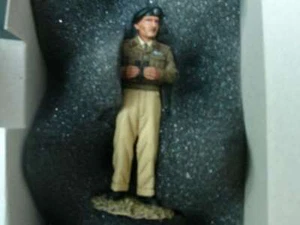 WOW EXTREMELY RARE King & Country EA008 8th Army Field Marshall Montgomery BNIB - Picture 1 of 2