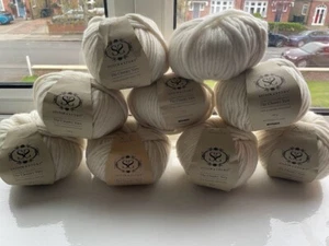 Stitch & Story Super Chunky Merino 100g Knitting / Crochet Wool Yarn - Picture 1 of 34