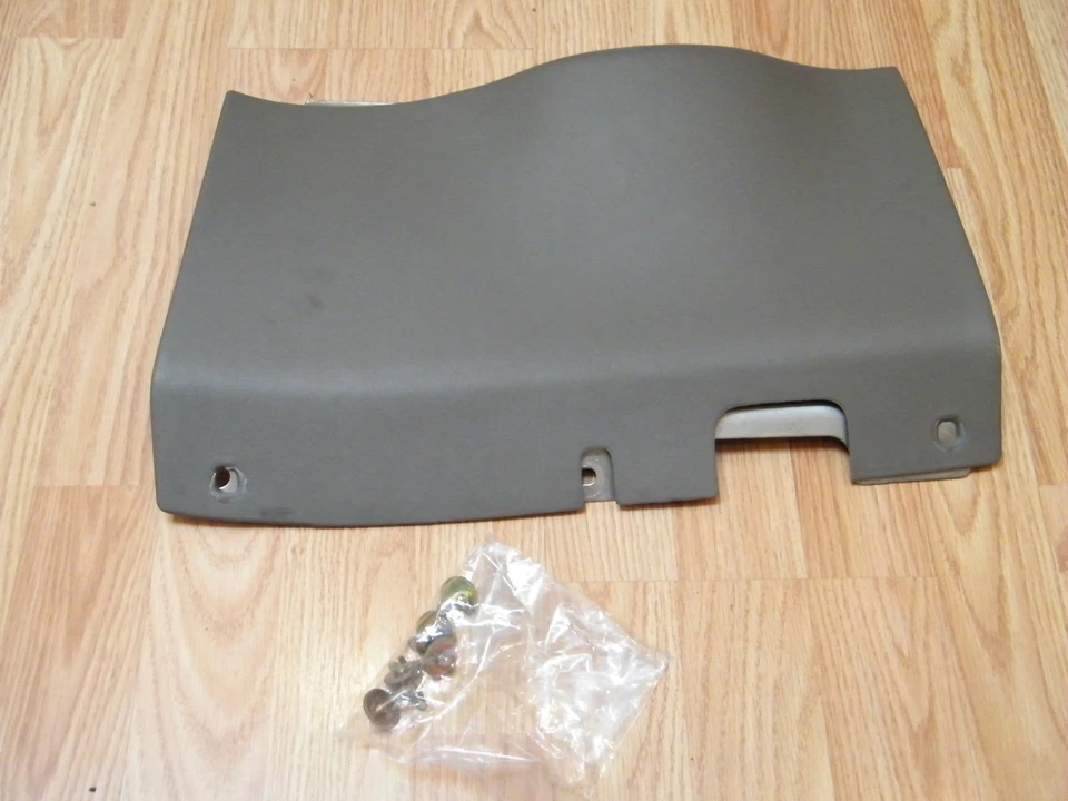 2000 FORD WINDSTAR 3.8L OEM UNDER STEERING COLUMN TRIM PANEL BROWN COLOR - Image 1 of 4