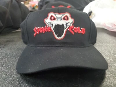 РЕДКАЯ Stone Cold Стив Остин 1998 Venom WWF BlackSnapback шляпа • новый с ярлыками  - Изображение 1 из 4