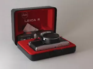 Leica Spiegelreflexkamera R5, Farbe: Silber, gebraucht (guter Zustand) - Bild 1 von 7