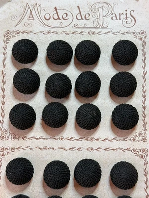Hoja de 48 botones de tela negra - circa 1900 - moda París Foto 1 de 4