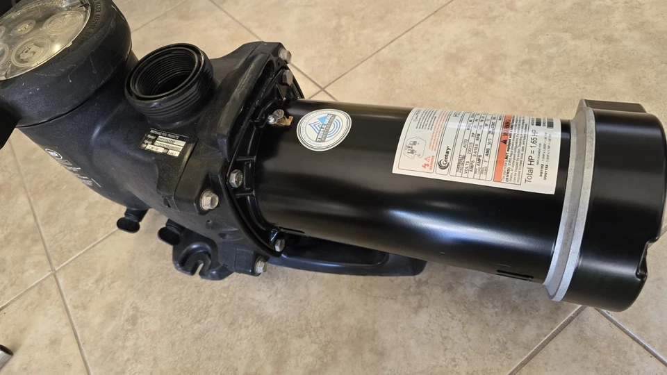 Hayward - W3SP2310X15,  1-1/2HP Pool Pump, 115/230V, NEW MOTOR, completed by PRO - Image 1 of 4