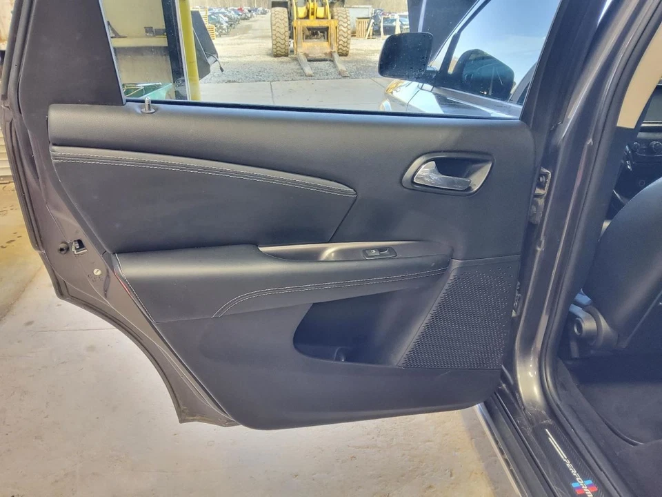 JOURNEY   2017 Door Trim Panel Rear 540626 Foto 1 de 1