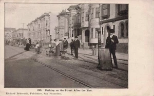 1906 Erdbeben Frauen kochen mitten auf der Straße nach Brand San Francisco Postkarte - Bild 1 von 3