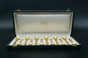 CHRISTOFLE POMPADOUR GOLD PLATED 12 MOKA SPOONS in CASE BRILLANT LUSTER FRANCE - Picture 1 of 12