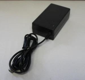 LINEARITY LAD6019AB5 NETZTEIL PWR-SUPPLY  4 POL 4 PIN PLUG 12V 5A 60W - Bild 1 von 4