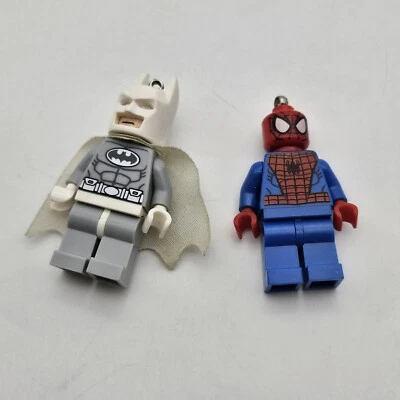 Lego Mini Figura Colgante Lote De 2: Batman Ártico Y Spider-Man (¿OK, Personalizado?) Foto 1 de 4