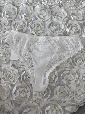 Aimer White  Floral Lace Thong Panties Size M NWT - Image 1 of 4