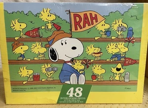 NOS SEALED Peanuts Snoopy  "RAH" Sports Fan Cheer Jigsaw Puzzle 48pc Springbok - Picture 1 of 7