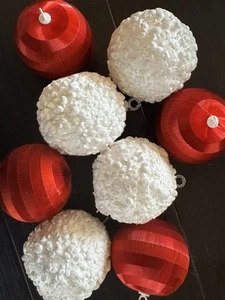 Palline di neve vintage soffiate e ornamenti avvolti in raso rosso e bianco set 8 2,5" - Foto 1 di 3