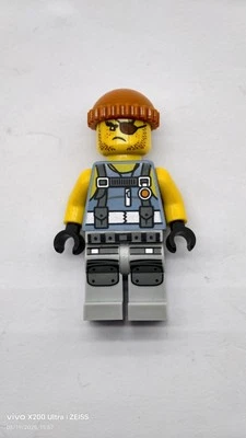 LEGO mini figure - njo380 Shark Army Thug - From Lego Ninjago Movie. - Image 1 of 2