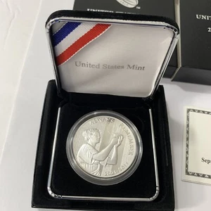 2011-W September 11 National Proof Medal 1oz .999 Silver 40mm w/ Box & COA 9/11 - Picture 1 of 12