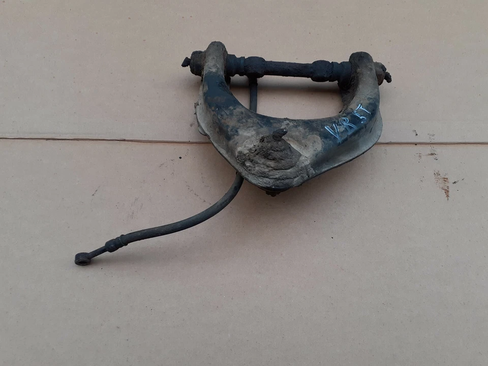 Hyundai Galloper axle suspension ball joint wishbone trapezoidal link front right - Image 1 of 3