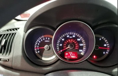 Grupo medidor velocímetro Forte OE 2011-2013 111 k millas Kia Foto 1 de 4
