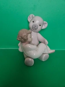 2003 Lladro Spain Nao Figurine Big Bear Hug Teddy & Sleeping Girl # 1477 Retired - Picture 1 of 8