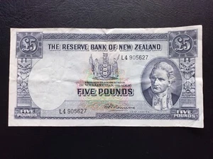 New Zealand 5 Pounds, 1956, R.N. Fleming (P-160d) - Picture 1 of 21