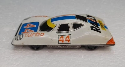 Auto sportiva in latta - Immagine 1 di 4