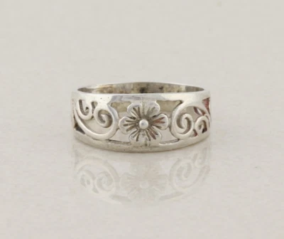 Sterling Silver Flower Swirl Band Ring Size 7 - Image 1 of 4