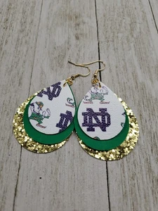 Notre Dame Earrings Faux Leather Lightweight Earrings Glitter Fighting Irish - Picture 1 of 1