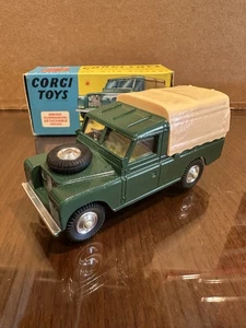 CORGI TOYS # 438 EXCELLENT DARK GREEN LAND ROVER 109 W.B. +MINT BOX NOT RE-ISSUE - Picture 1 of 17