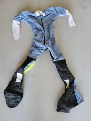 Traje de paracaidismo de competición EG - azul medio Lt con pinzas amarillas Foto 1 de 4