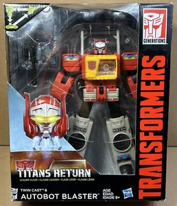 2016 Transformers Generations Titans Return Autobot Blaster and Twin Cast NEW - Picture 1 of 5