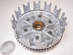 83 SUZUKI SP125 CLUTCH BASKET HOUSING - Picture 1 of 12