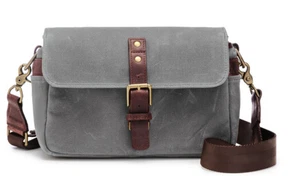 Borsa per fotocamera ONA Bowery II tela grigio fumo - Foto 1 di 10