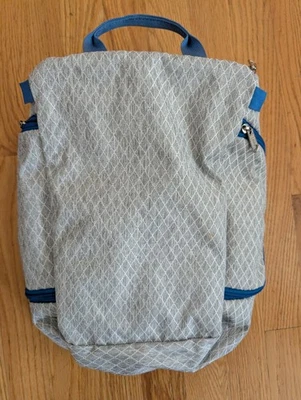 L.L. Bolsa de viaje organizadora personal para artículos de tocador colgantes de frijoles grande gris azul 245362  Foto 1 de 4