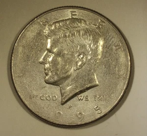 1995-P Kennedy Half Dollar Struck Through Grease Error Coin - Picture 1 of 5