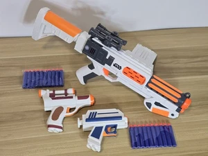 Nerf Gun Bundle Star Wars Stormtrooper Deluxe Blaster Rifle + Cap Rex + Cad Bane - Picture 1 of 7