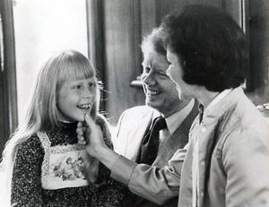 President Jimmy Carter and Rosalynn and Amy Carter Photo 5x7 - Picture 1 of 1
