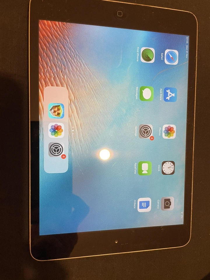 Apple iPad mini 2 7.9 Inch 16GB Wi-Fi - Space Grey - Image 1 of 1