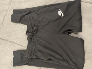 Nike Sportswear Club Fleece Big Kids Boys Joggers Size XS Black Sweatpants - Picture 1 of 8