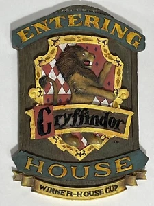 2000 Enesco Harry Potter Gryffindor Winner House Cup Wall Plaque - Picture 1 of 5