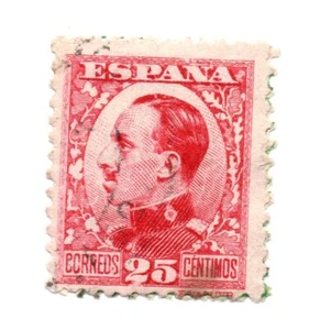 Spain 1930 King Alfons XIII SG: 588 Red 25c Used Stamp - Picture 1 of 1
