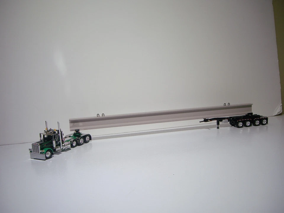 First Gear 1/64 Peterbilt 389 ERMC Hydra-Steer Trailer Bridge Beam Load 60-1673