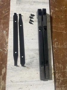 Pioneer RT-909 Original Pair Of Feet’s/screws - Picture 1 of 4