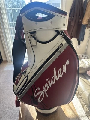 Bolsa de pessoal 2019 TaylorMade Spider TP branca/marrom/preta-ligeiramente usada com capa de chuva - Imagem 1 de 4
