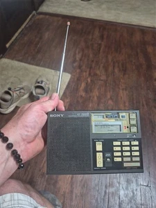 Sony Digital Portable World Radio Synthesized Receiver ICF-7600D — Vintage WORKS - Zdjęcie 1 z 7