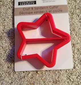 Red Star Shaped Sandwich Crust Cookie Cutter Kitchen Utensil - Picture 1 of 1