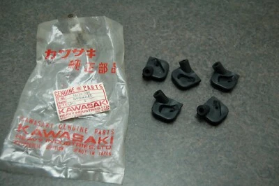 Nuevo de Lote Antiguo Kawasaki OEM Ojal de Desbordamiento 1976-1981 KE125 1975-1979 KD125 16136-009 Foto 1 de 4