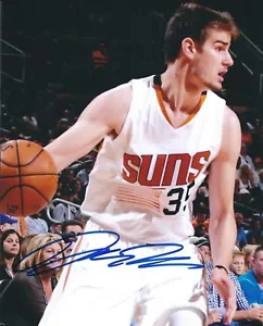 Foto autografata firmata 8x10 DRAGAN BENDER Phoenix Suns con certificato di autenticità - Foto 1 di 1